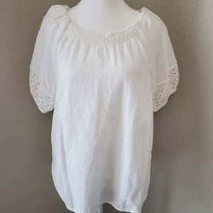 Old Navy White Blouse Size M